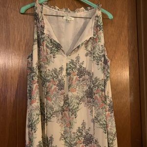 Max studio size medium sleeveless blouse